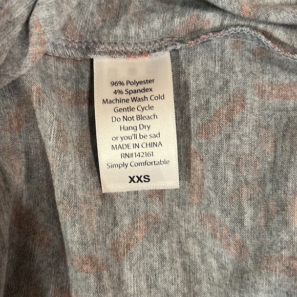 NEW Lularoe Irma Tunic Top Colorful Geometric Print XXS - Picture 7 of 10